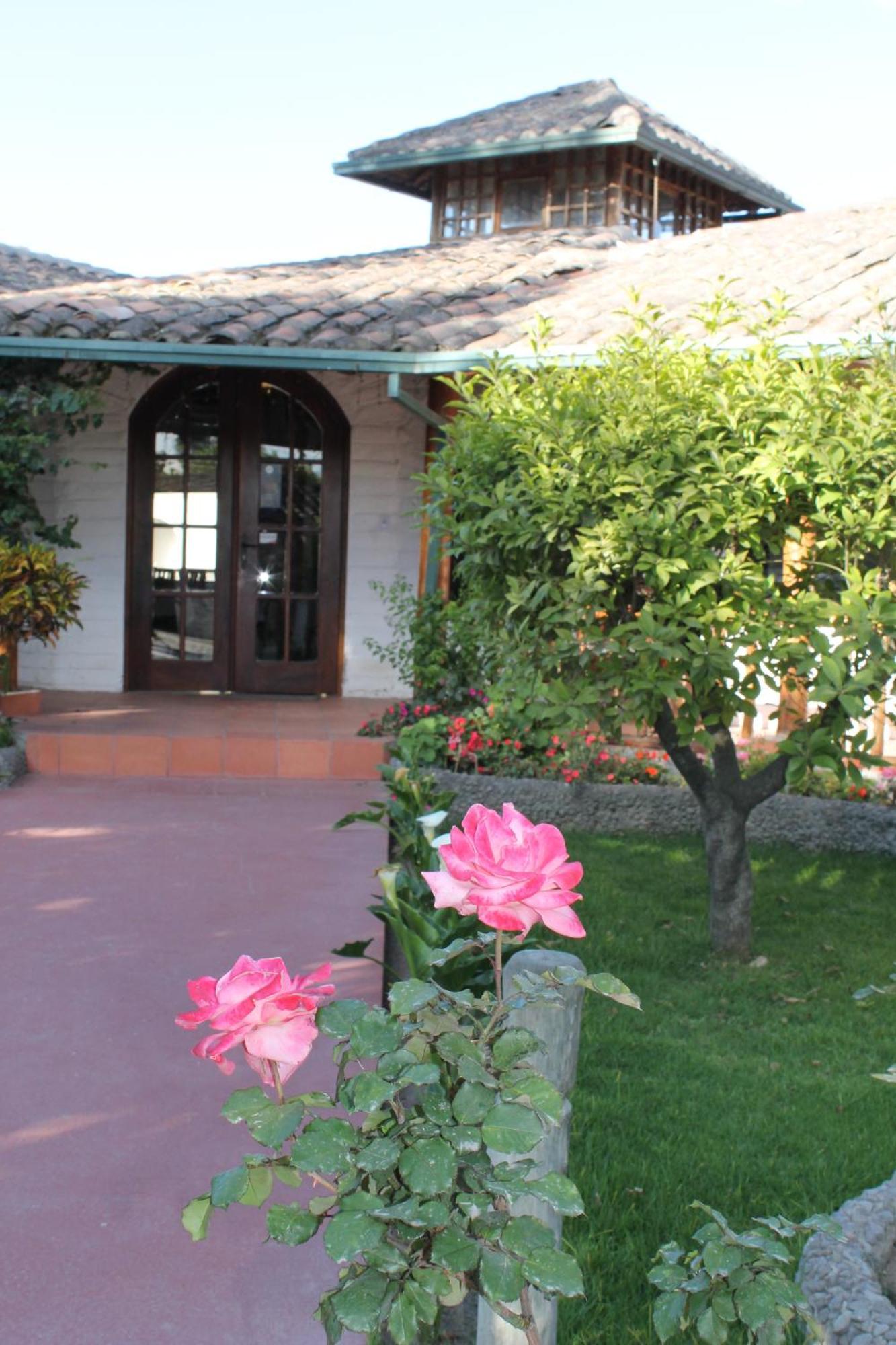 La Quinta San Andres Hotel Ibarra Exterior photo