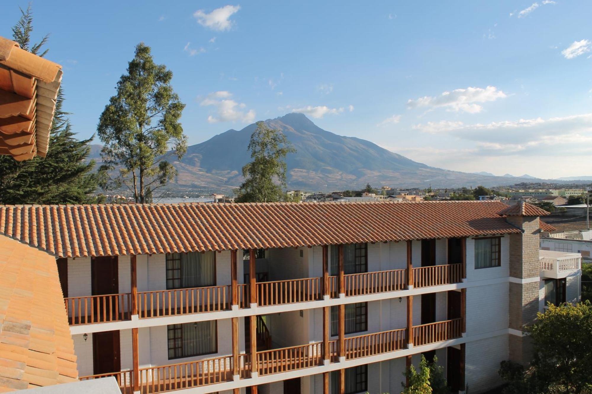 La Quinta San Andres Hotel Ibarra Exterior photo